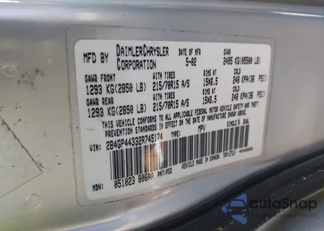 2002 Dodge Grand Caravan Sport z USA, uszkodzony, nr VIN 2B4GP44332R745174